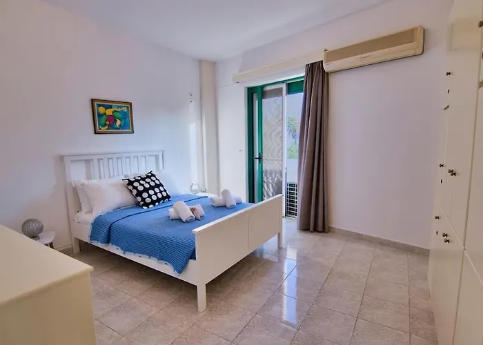 Christos - Center W/ Royal Garden View * Rhodes City