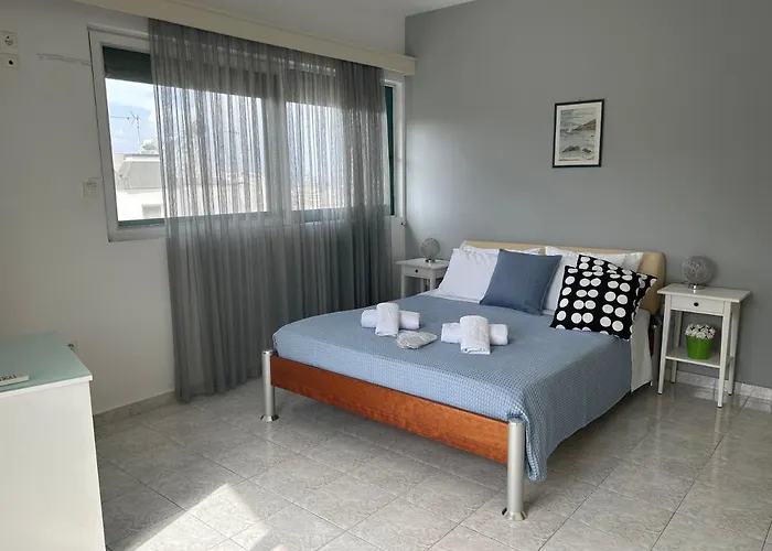 Christos - Center W/ Royal Garden View Apartamento *