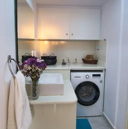 Christos - Center W/ Royal Garden View Daire *