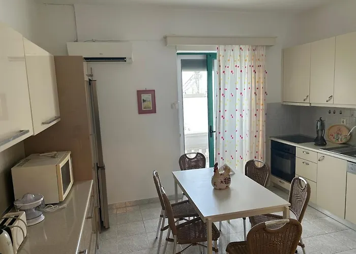 Apartman Christos - Center W/ Royal Garden View *